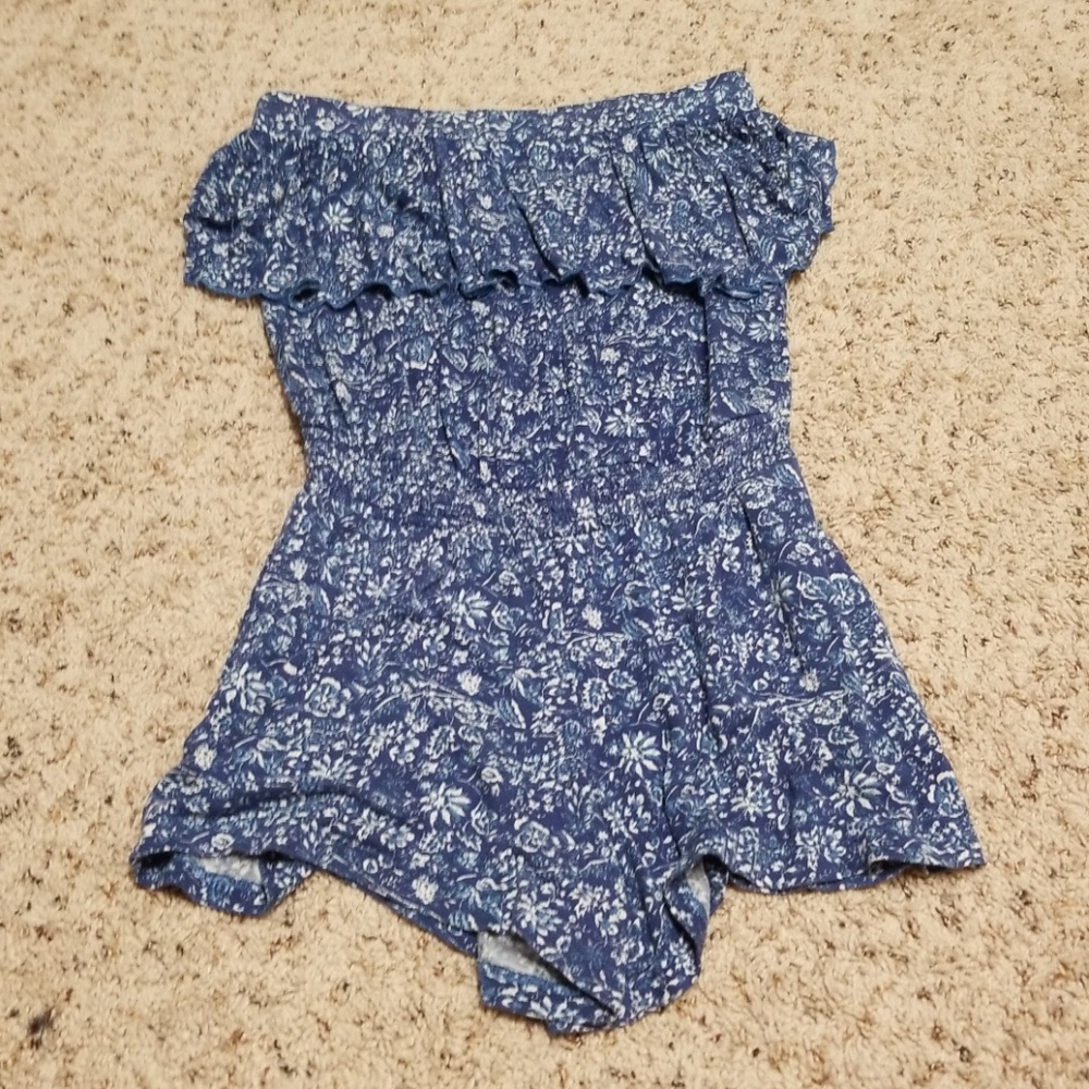 Jessica Simpson romper